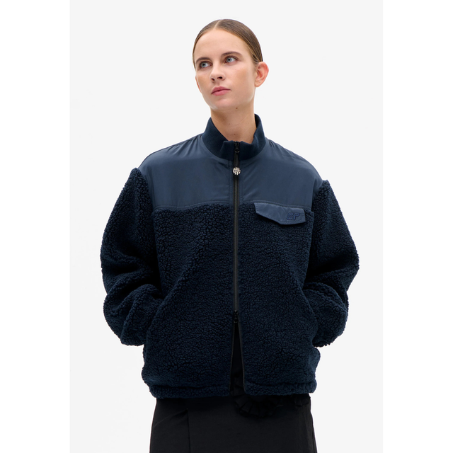 Baum und Pferdgarten Jeya