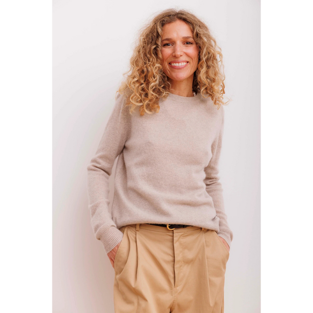 Beta Studios Abbie O-neck Basic