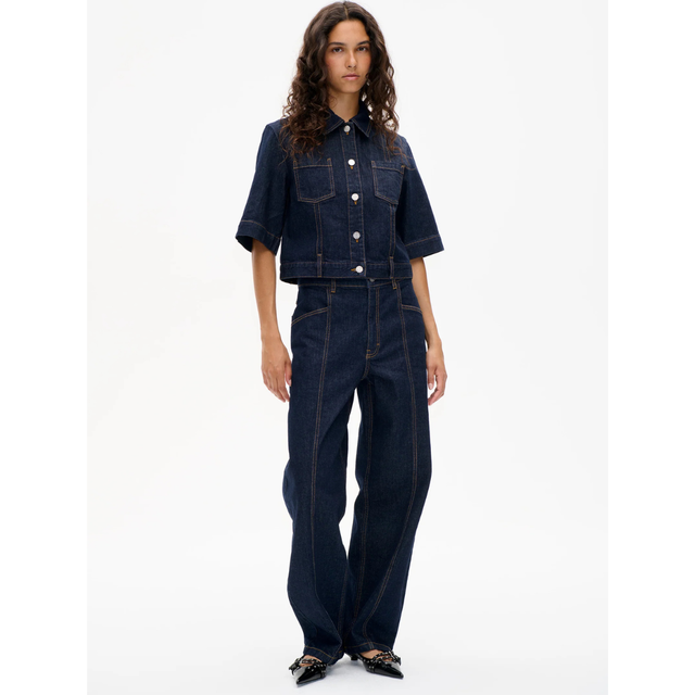 Tree and Horse Garden NO 02