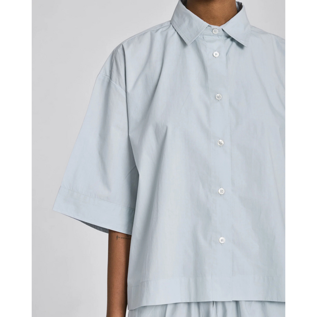 Astrid S/S Light Poplin Shirt fra Gai Lisva - detalje foran