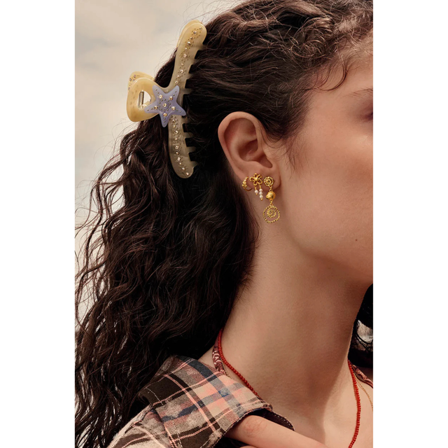 Maribelle Hairclaw i Pear Sorbet fra Maanesten - lifestyle