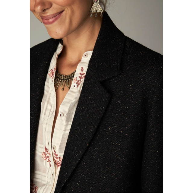 Maison Hotel Camaron Blazer