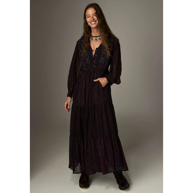 Maison Hotel Emilia Dress