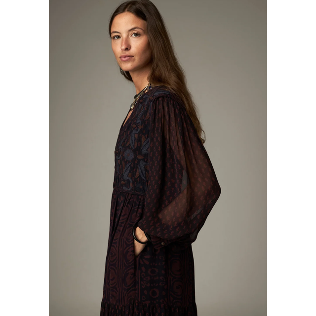 Maison Hotel Emilia Dress