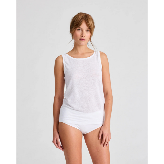 Sød og enkel hvid Alma top fra Gai Lisva - front