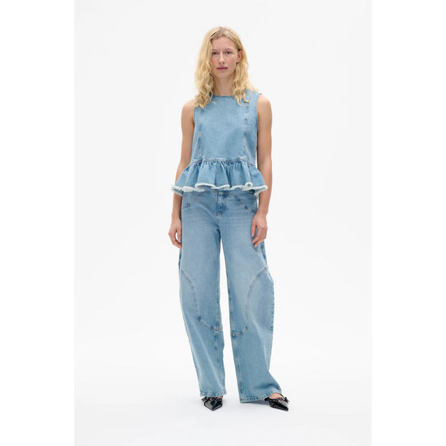 Madinel denim top fra Baum und Pferdgarten - helfigur